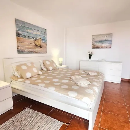Apartment Cosy With Large Terrace Chayofa